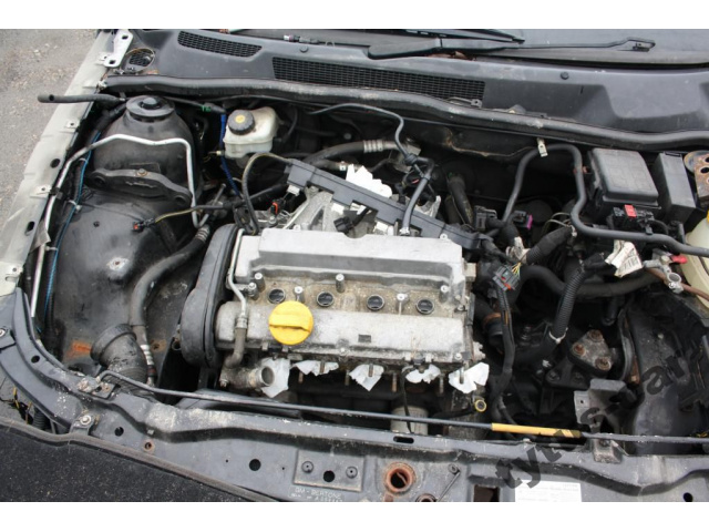 Opel Astra II Vectra C Zafira двигатель 1.6 16V Z16XE
