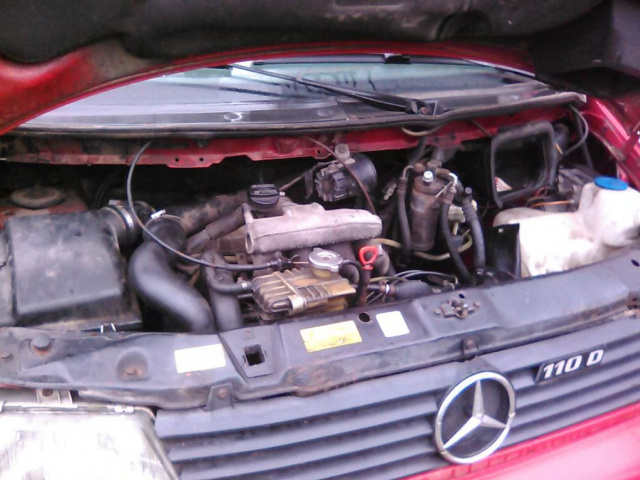 Двигатель Mercedes Vito 2.3 TD 110D z навесным оборудованием!