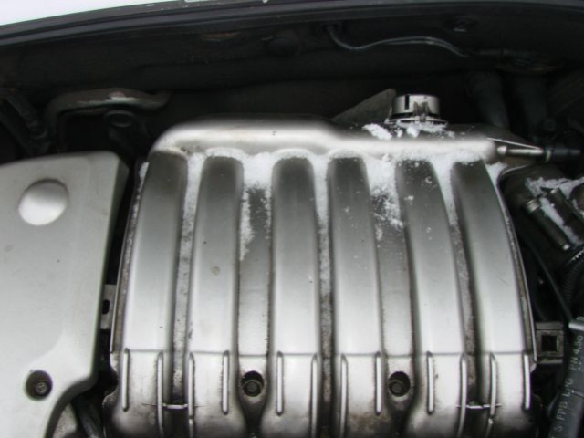 Двигатель RENAULT LAGUNA II 3.0 V6 2001 /голый без навесного оборудования/