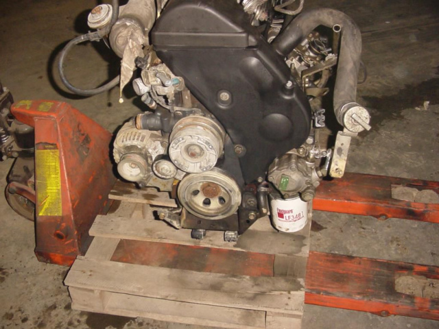 Двигатель Iveco Renault Mascott 2.8 d 00г.