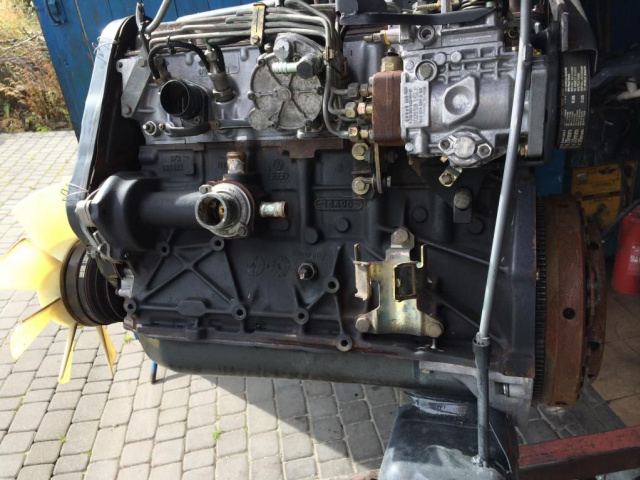 VW LT 28 31 35 45 55 2, 4 TD SILNIKA двигатель в сборе
