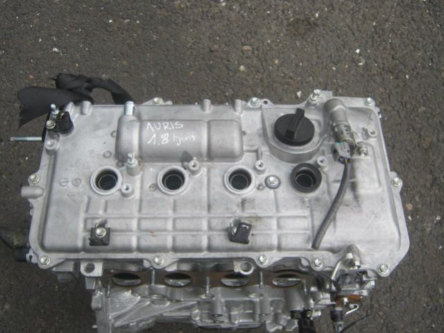Двигатель Toyota Prius Auris 1.8 hybryda 2ZR