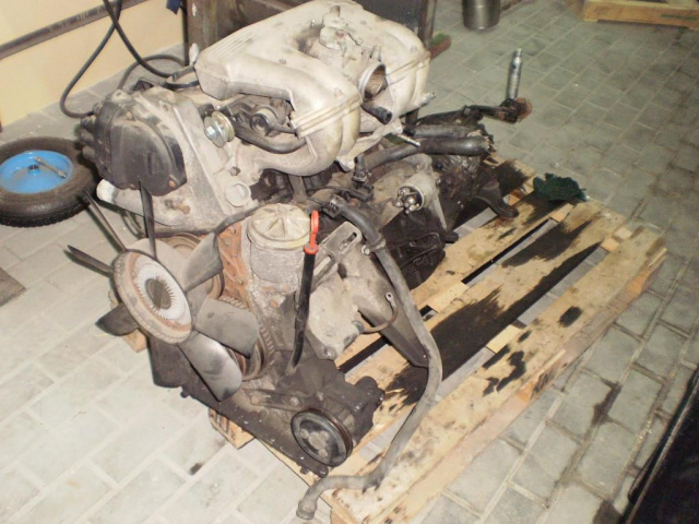 Двигатель + коробка передач M40B18 BMW e30 1.8 бензин