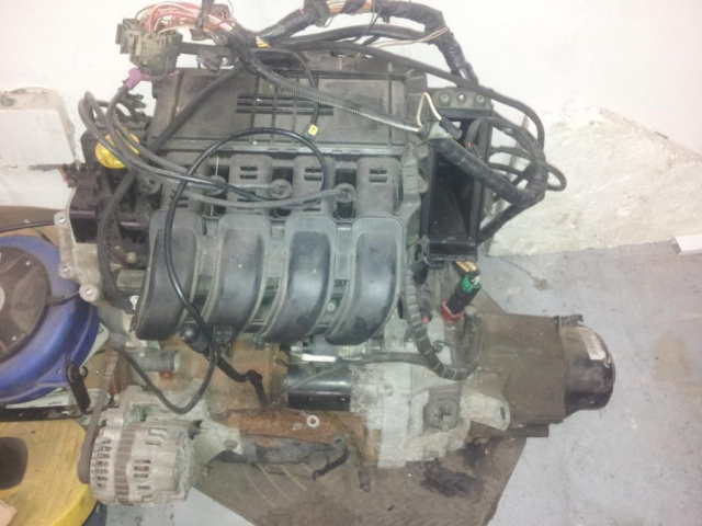 Двигатель в сборе Renault Twingo 1.2 + коробка передач