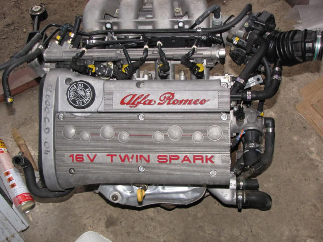 Двигатель ALFA ROMEO 146 1.4 16V AR33503 Отличное состояние RADOM