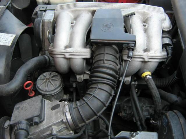 BMW 3 E30 318 1.8 i двигатель в сборе M40