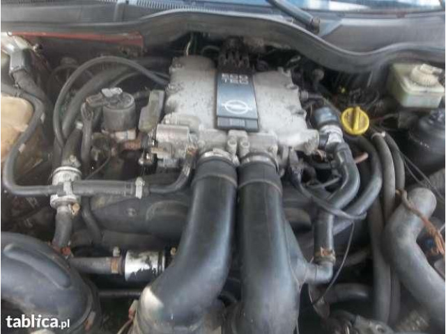Opel OMEGA B двигатель 2, 5 V6 бензин еще W машине