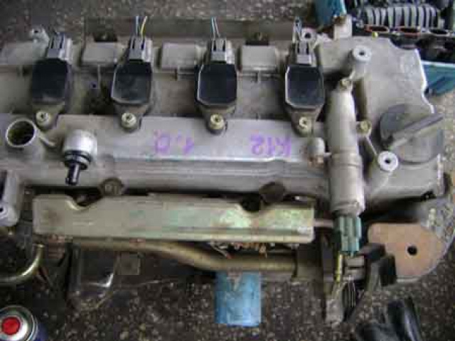 Nissan Micra K12 K 12 1.0 B двигатель CR10