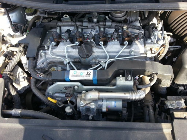 Toyota Auris Avensis RAV4 двигатель 2.2 D-cat d-4d