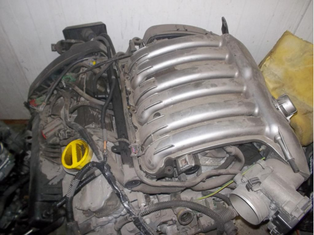 Двигатель RENAULT LAGUNA 3.0 V 6 130 тыс.KM. 2003 R