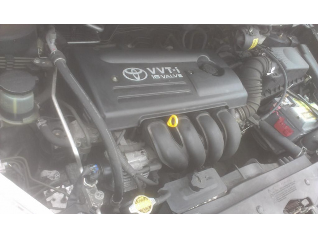 Toyota Corolla Verso 1.8 VVTI голый двигатель 1ZZ