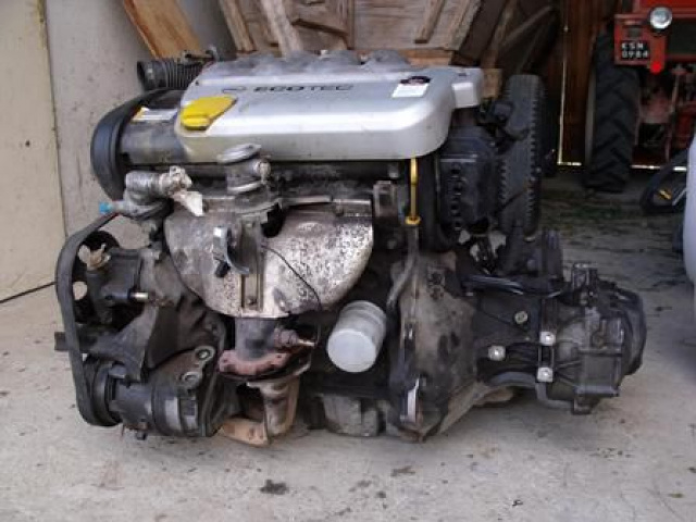 Двигатель коробка передач Opel Tigra 1.6