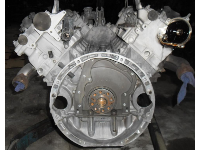 Двигатель MERCEDES CL500 S500 273 W221 W216 15 тыс KM