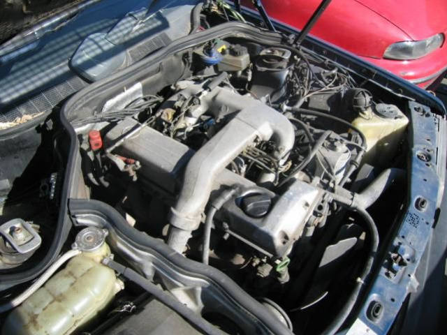 Двигатель / 2, 5 TD MERCEDES 190 W201 в сборе