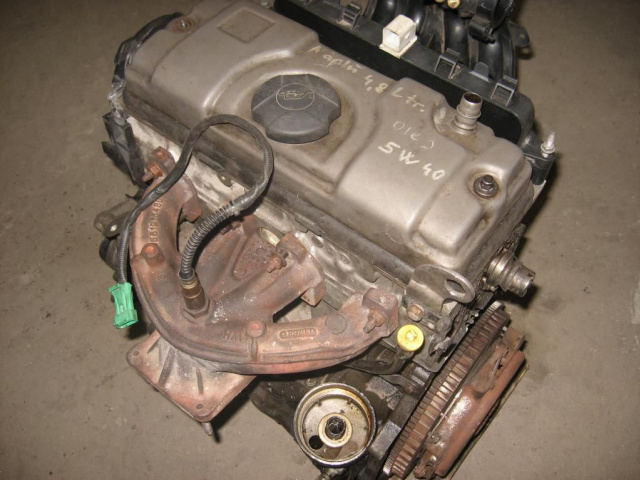 Двигатель в сборе 1, 4 16V Citroen C3 2008 год FYM