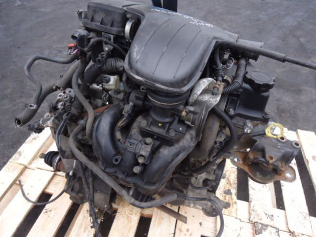 Двигатель в сборе Toyota Yaris Aygo 1.0 VVTI 8r 1KR
