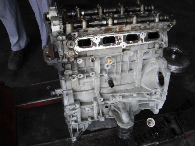 DODGE CALIBER 4X4 2.4 07г. двигатель