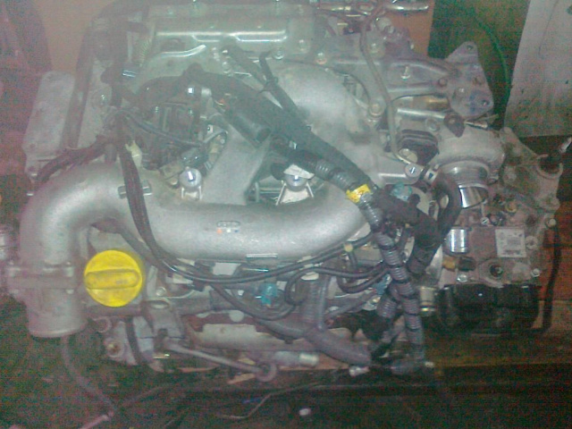 Renault Vel Satis двигатель 3.0 dci P9X в сборе