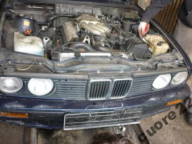 BMW E34 E30 525 325 M20B25 двигатель в сборе