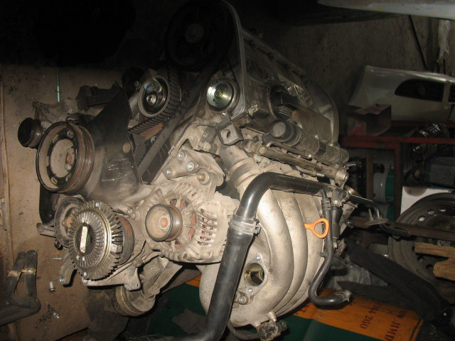 Двигатель VW PASSAT 1.8 *ADR