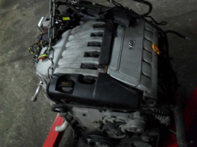 VW TOUAREG двигатель в сборе 3.2 V6 бензин AZZ