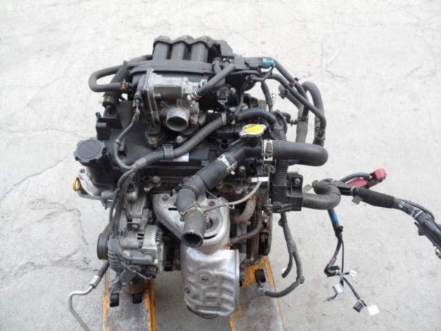 Toyota IQ AYGO YARIS двигатель 1KR в сборе состояние отличное