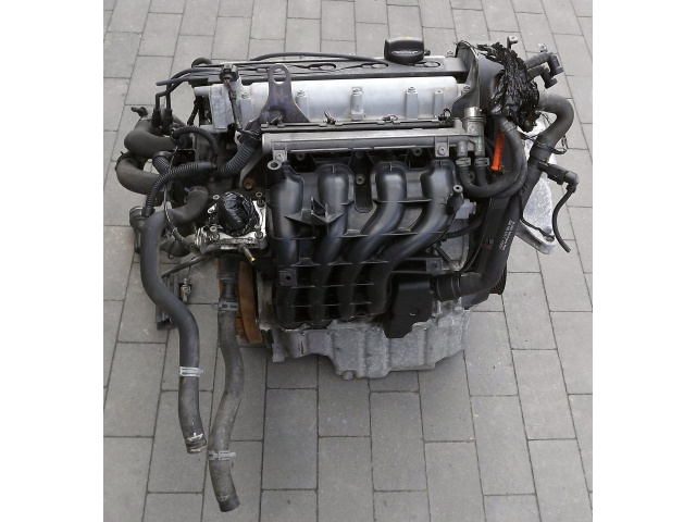 VW GOLF IV 1.4 16V 75kM AKQ двигатель