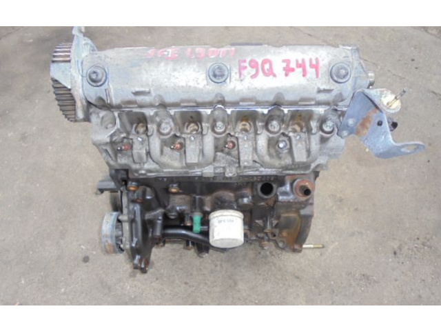 RENAULT SCENIC MEGANE 1.9 DTI двигатель F9Q744 99-03R