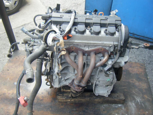 Honda Civic 00-05r 1, 4 D14Z6 двигатель