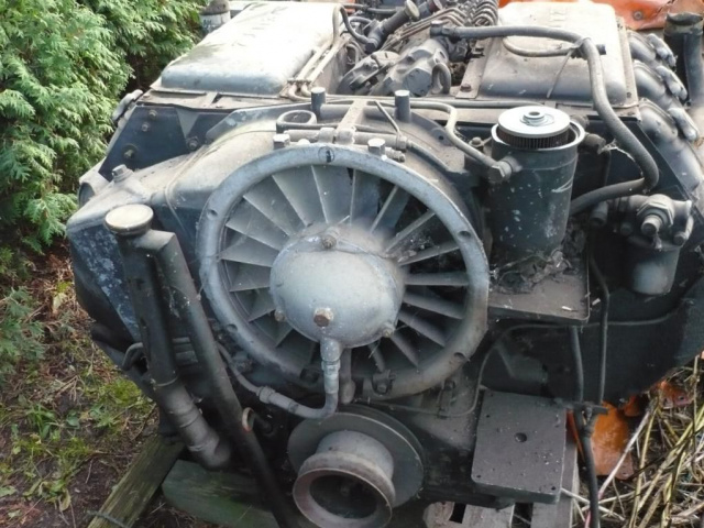 Двигатель MAGIRUS DEUTZ V6 176 kM отличное состояние !!