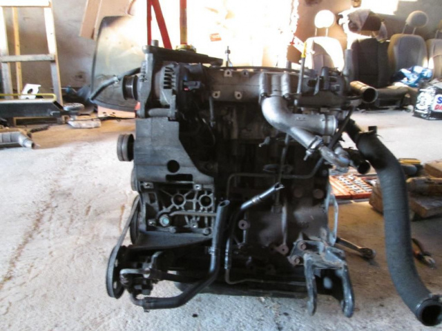 CHRYSLER VOYAGER IV двигатель 2.5 CRD 2005г.