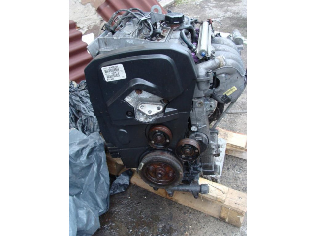 Двигатель i коробка передач VOLVO V40 1.8 16V 1999 110 тыс.