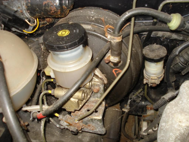 Mitsubishi Pajero II 1993 3, 0 V6 двигатель
