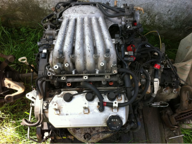 Двигатель 2, 5 2.5 V6 MITSUBISHI GALANT AVANCE 00г.. !