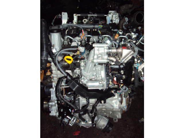 Двигатель TOYOTA YARIS COROLLA VERSO 1.4 D4D 2013г.