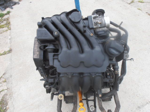 Двигатель = VW GOLF 1.6 SR / AKL
