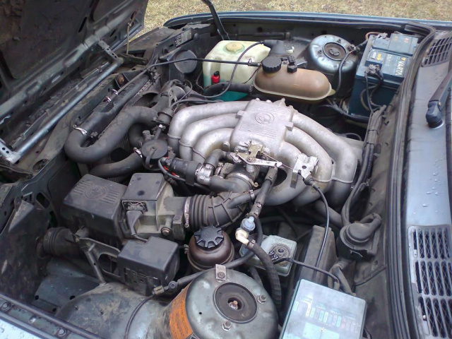 Двигатель M20B20 bmw e30 В отличном состоянии состояние!!!!!