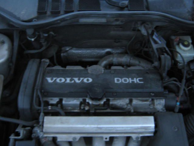 Двигатель VOLVO V70 S70 2.4 B5252S 170 тыс в сборе