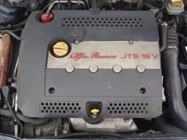 Двигатель alfa romeo 2.0 jts 156 gt w машине