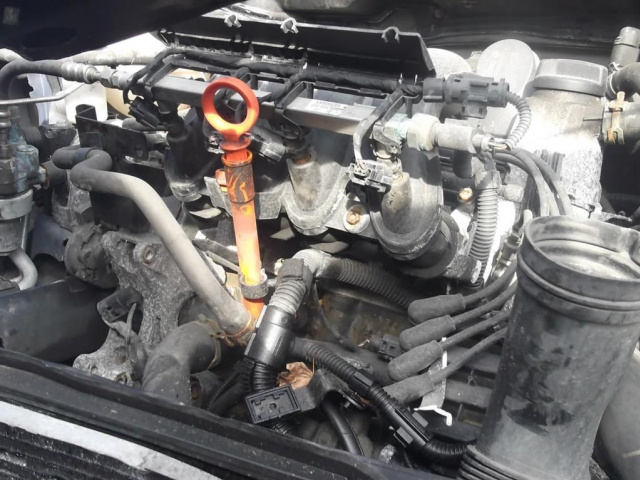 VW CADDY двигатель 2, 0 BSX 109 л.с. 2009г.