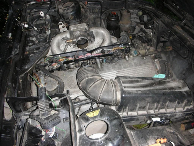 Двигатель 3, 0 BMW E32