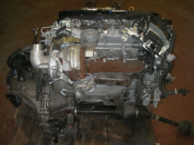 TOYOTA двигатель 2.2 D4D 2AD-FHV D-CAT VERSO AVENSIS