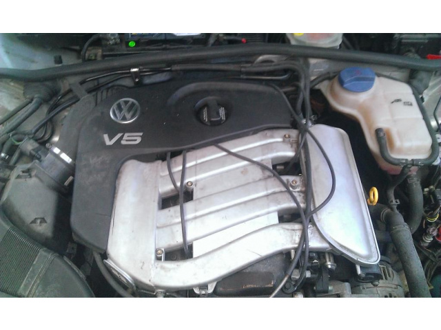 Двигатель VW Golf / Bora 2.3 VR5 AGZ в сборе