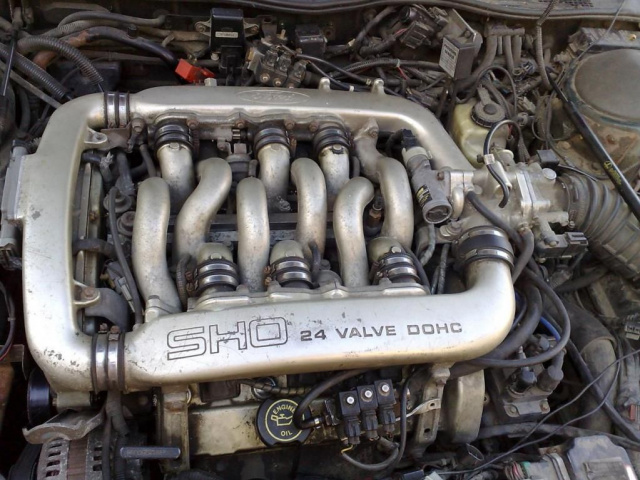 Ford Taurus SHO 3.0 запчасти - двигатель