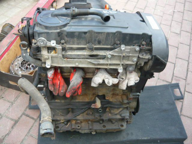 VW Passat B6 2, 0TDi двигатель BKD В отличном состоянии