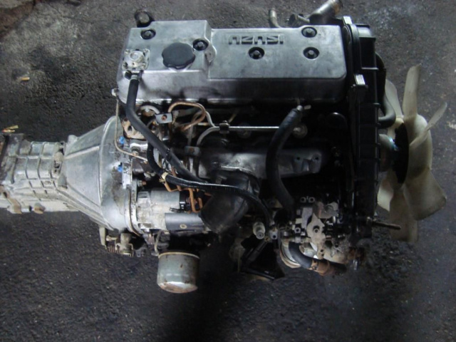 Isuzu midi 2.2 D двигатель в сборе коробка передач