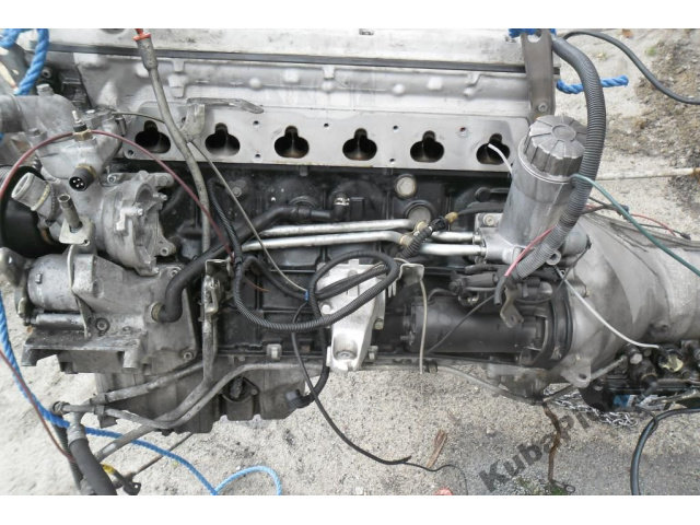 Mercedes 3.0 24v M104 двигатель 300E-24 запчасти