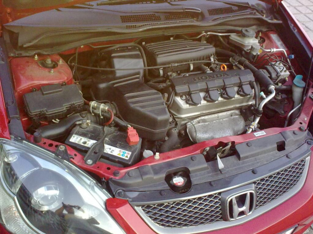 Двигатель Honda Civic SPORT 3D 1.6 год 01-05 (D16V1)