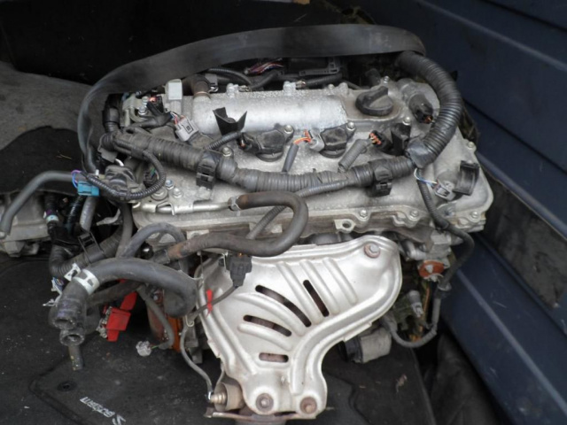 Toyota Yaris TS 1.8 VVTI двигатель в сборе