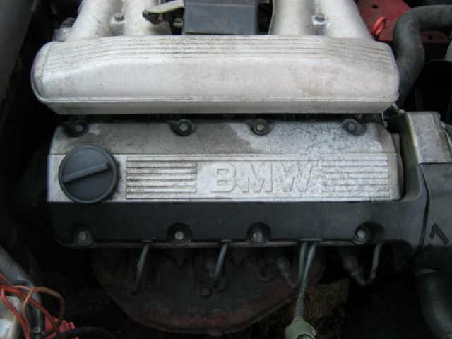 BMW 3 E30 318 1.8 i двигатель в сборе M40